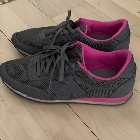 New Balance Sneakers - Picture 3 of 5